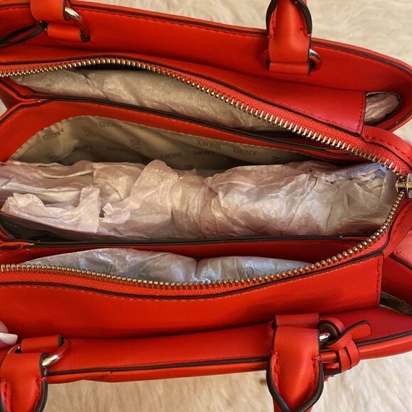 NWT DKNY Paige Md Satchel Crossbody Bag - Red - Valentine's Day - Picture 11 of 16